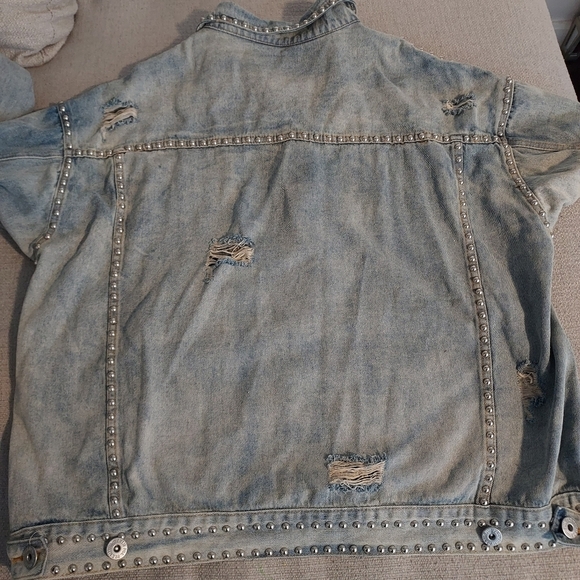 POL Oversized Studded Denim Jean Jacket Sz-L - Picture 6 of 10